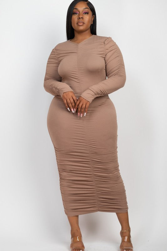 Curvy Plus Size Ruched Long Sleeve Midi Dress